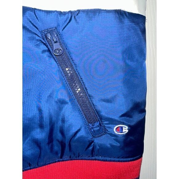 Champion Women’s Stadium Puffer Vest Size Medium - Picture 7 of 14